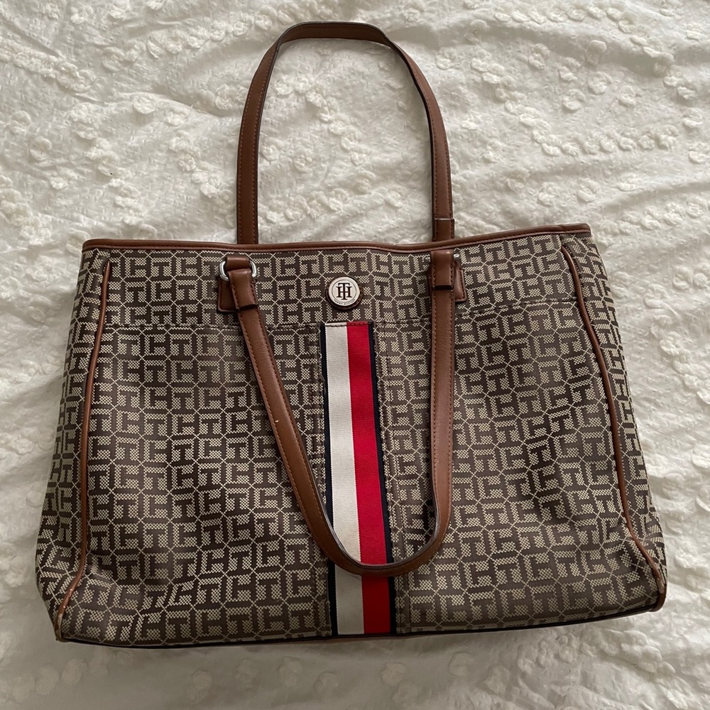 ✨Tommy Hilfiger purse